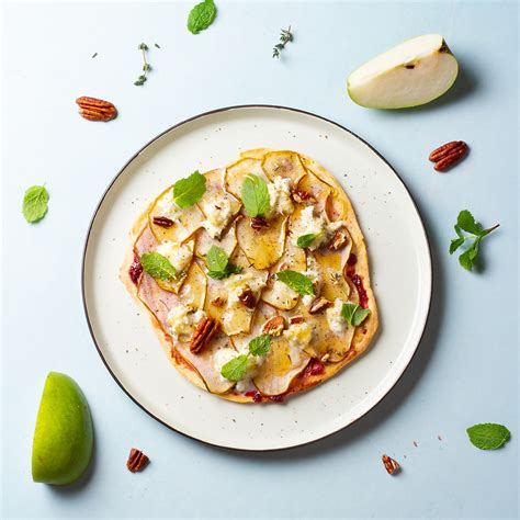 Nuotrauka: įvairūs kriaušių patiekalai ir produktai