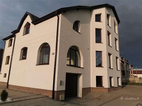 Nuotrauka su moderniais baldais, pagamintais Lietuvoje