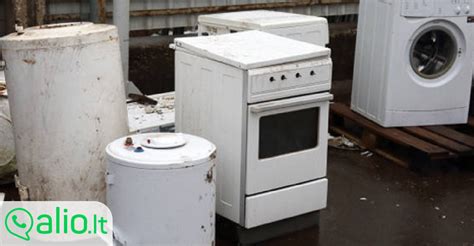 schematinis sovietinės buitinės technikos raidos vaizdas