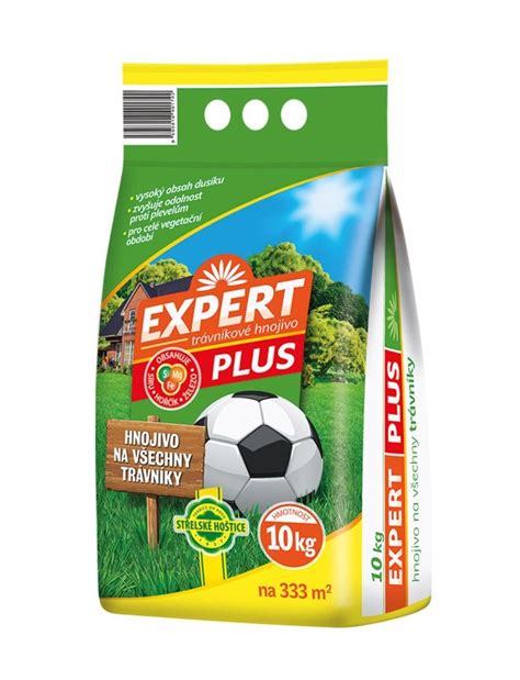 nuotrauka: skirtingų tipų vejos trąšos