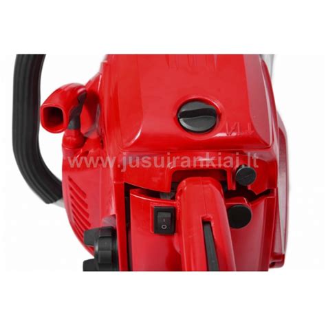 Nuotrauka: benzininis grandininis pjūklas